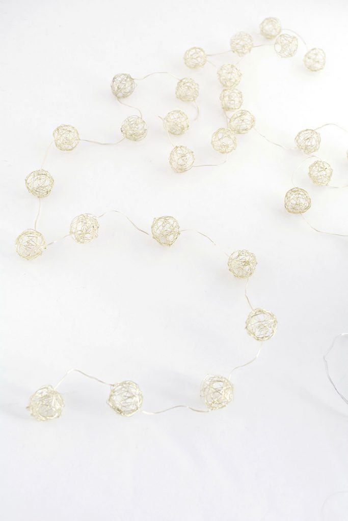 DIY - dây đèn trang trí từ lá olive - 1