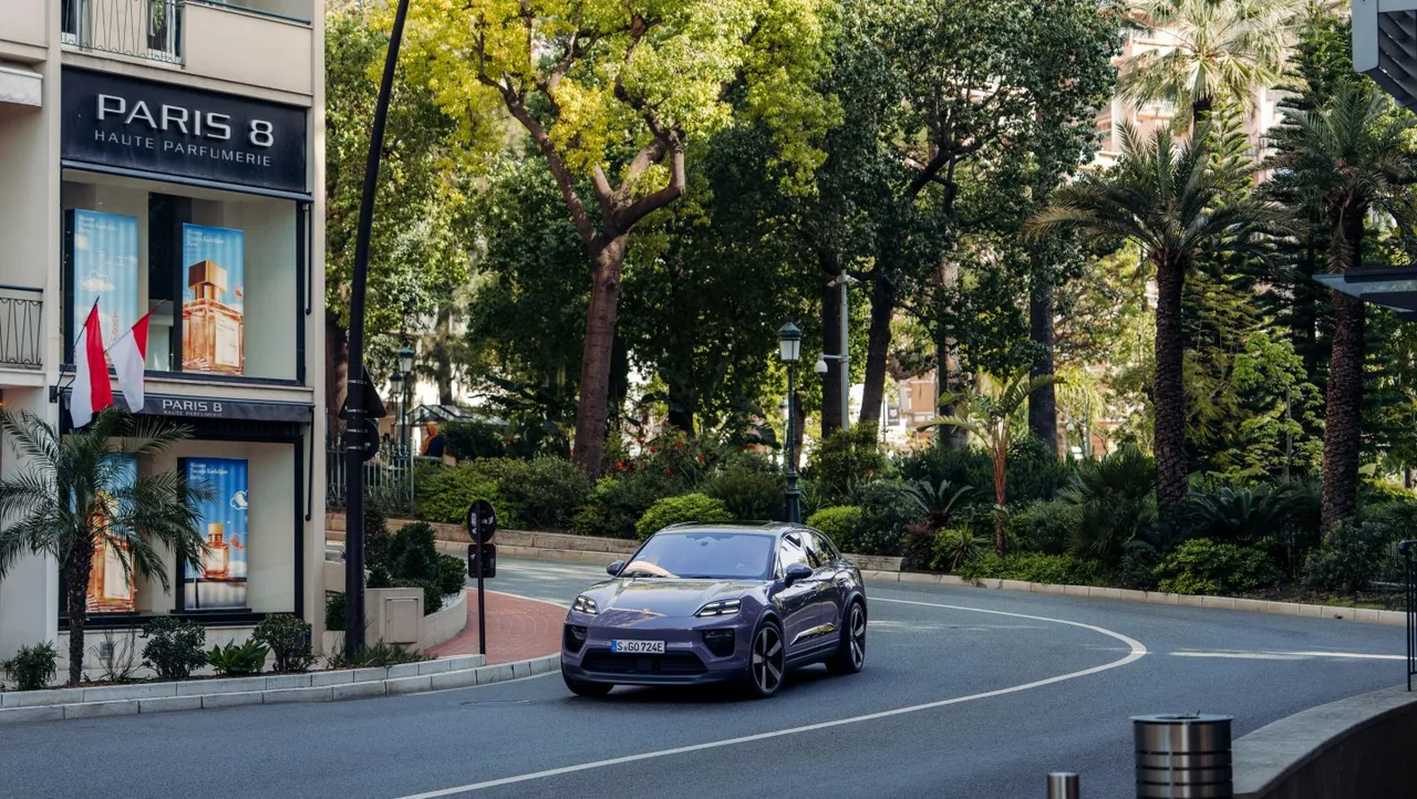 xe hoi dien 4s electric