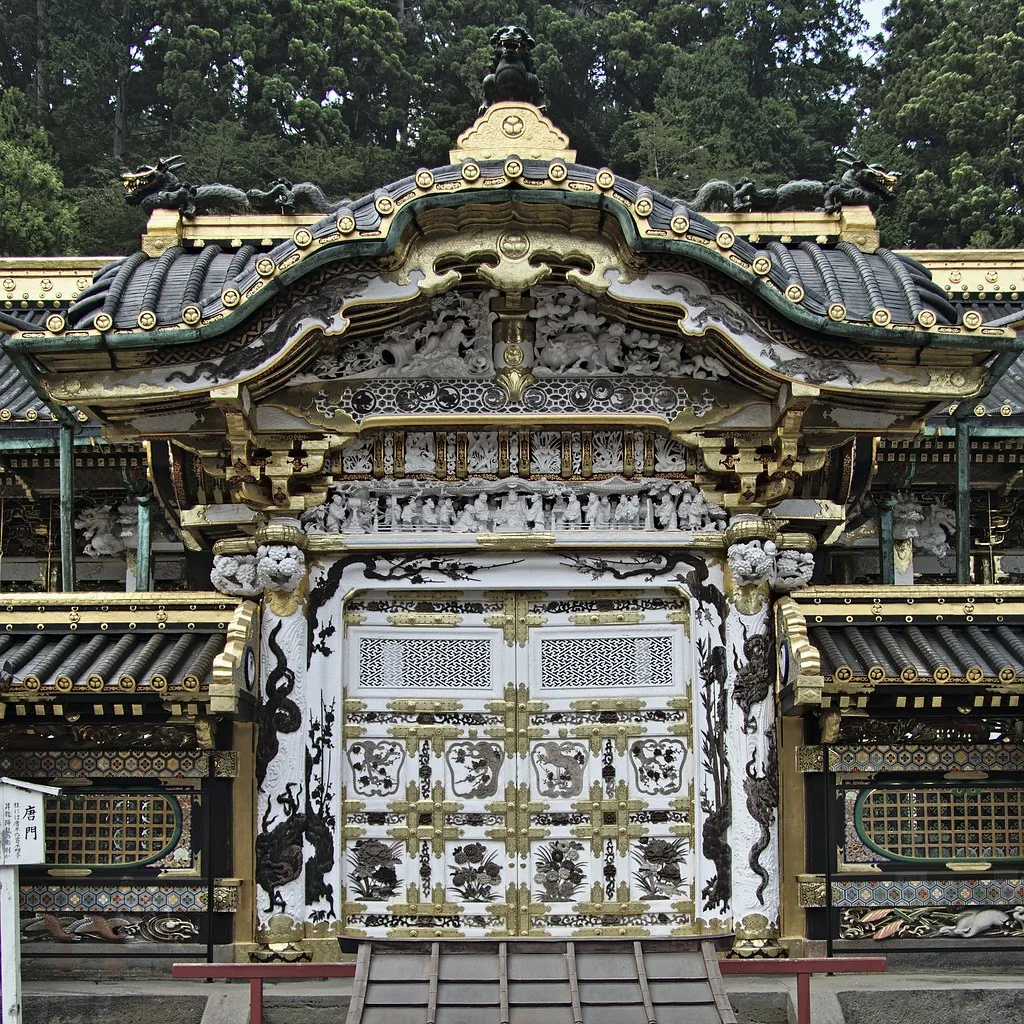 den nhat ban Nikko Toshogu Yomeimon duong minh mon Tokugawa Ieyasu
