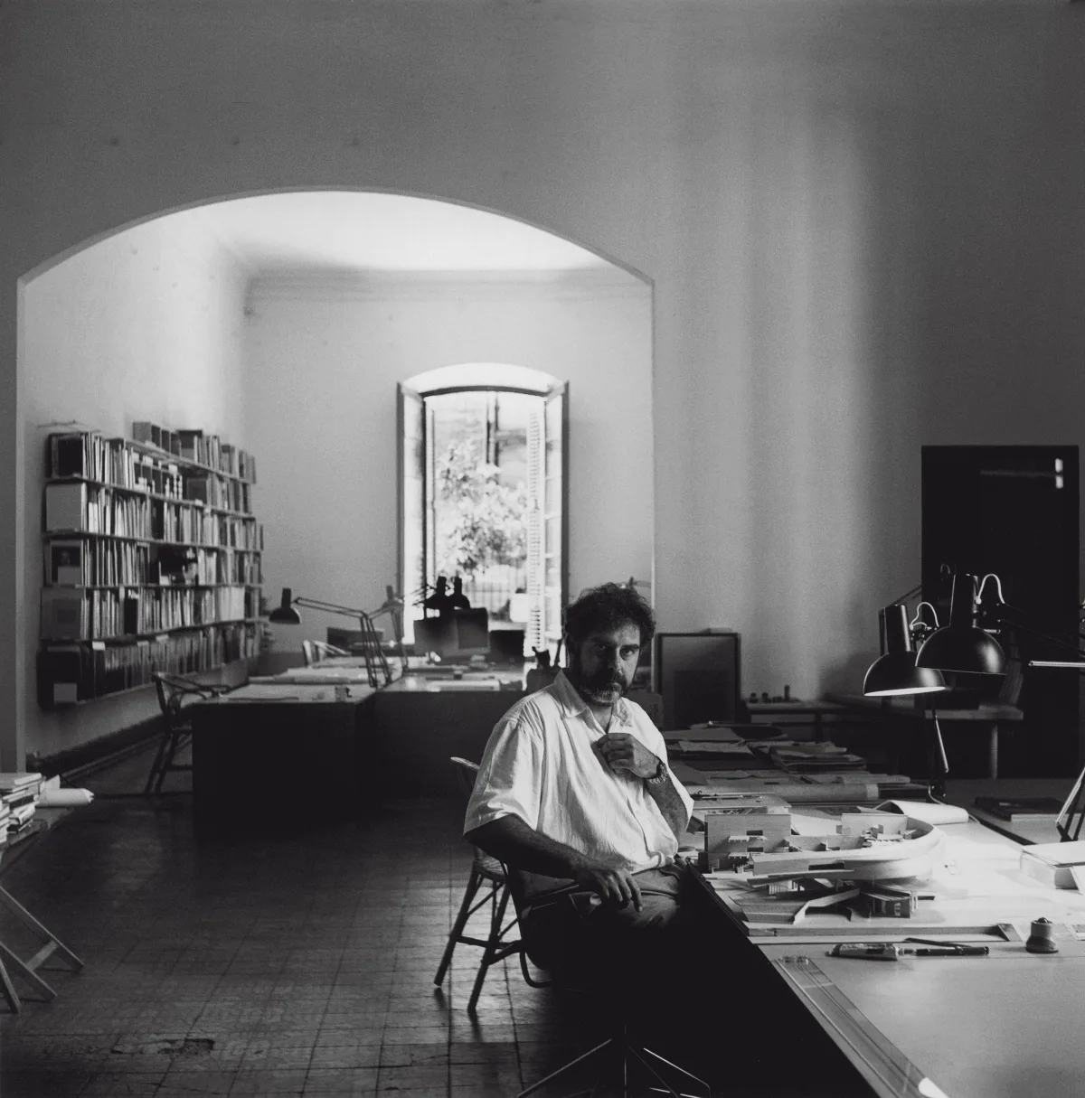 dieu khac architecture sculpture Enric Miralles kien truc su