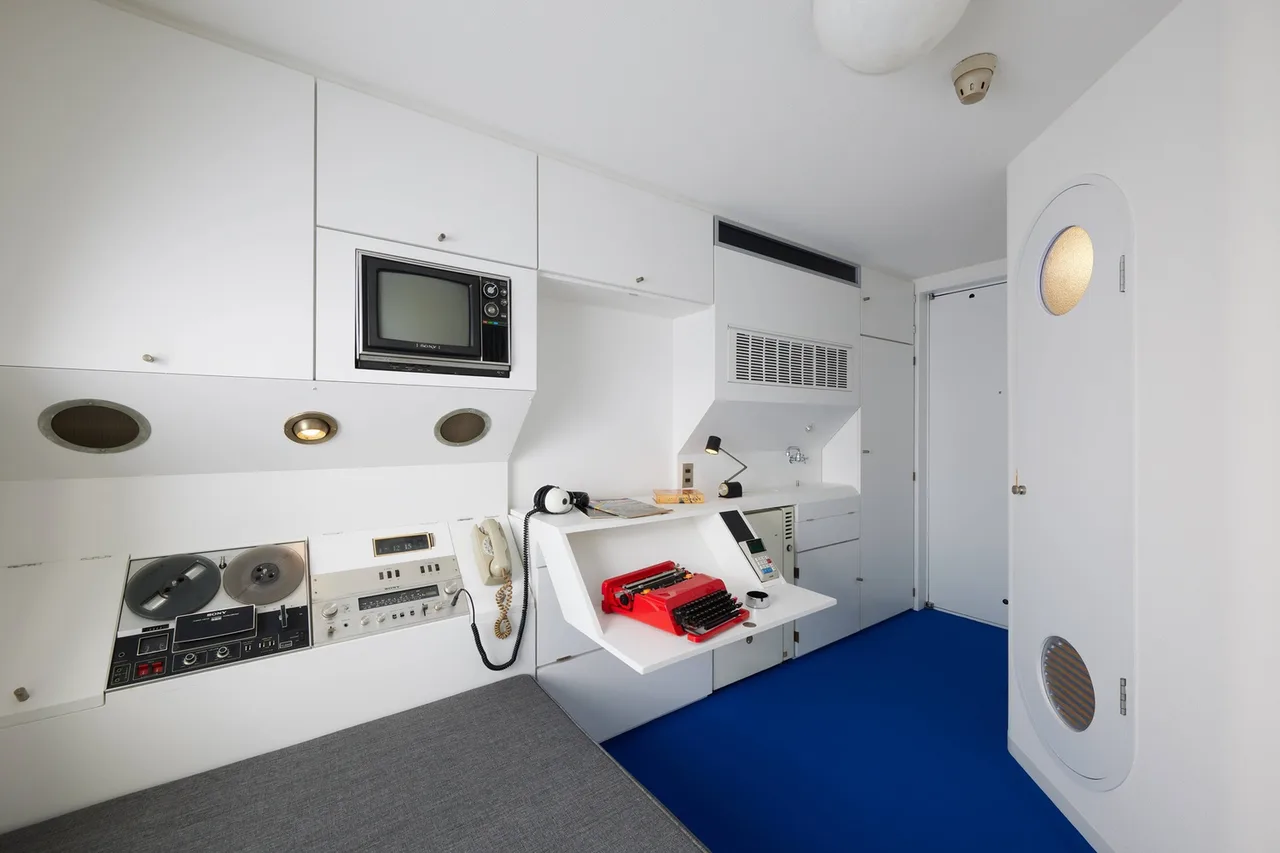 Kisho Kurokawa kien truc su nakagin capsule tower chuyen hoa luan