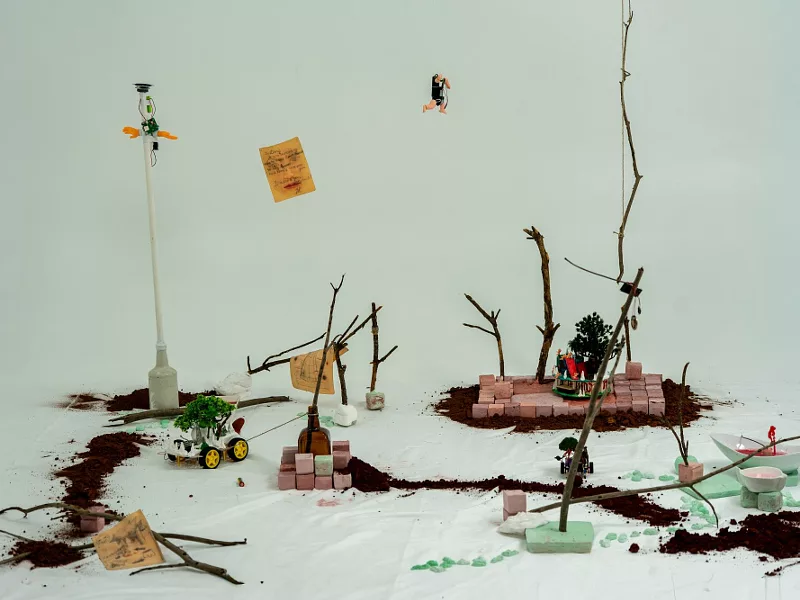 Found Object: Khi phép màu vẫn lấp lánh trong kho báu tuổi thơ