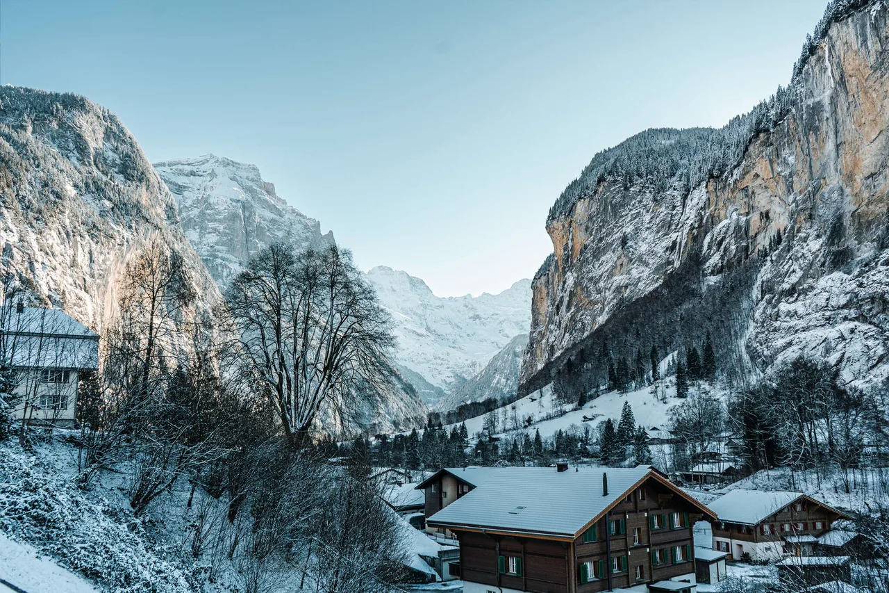 thuy si Switzerland Matterhorn day alps Zermatt geneva Chapel Bridge Lucerne Pilatus