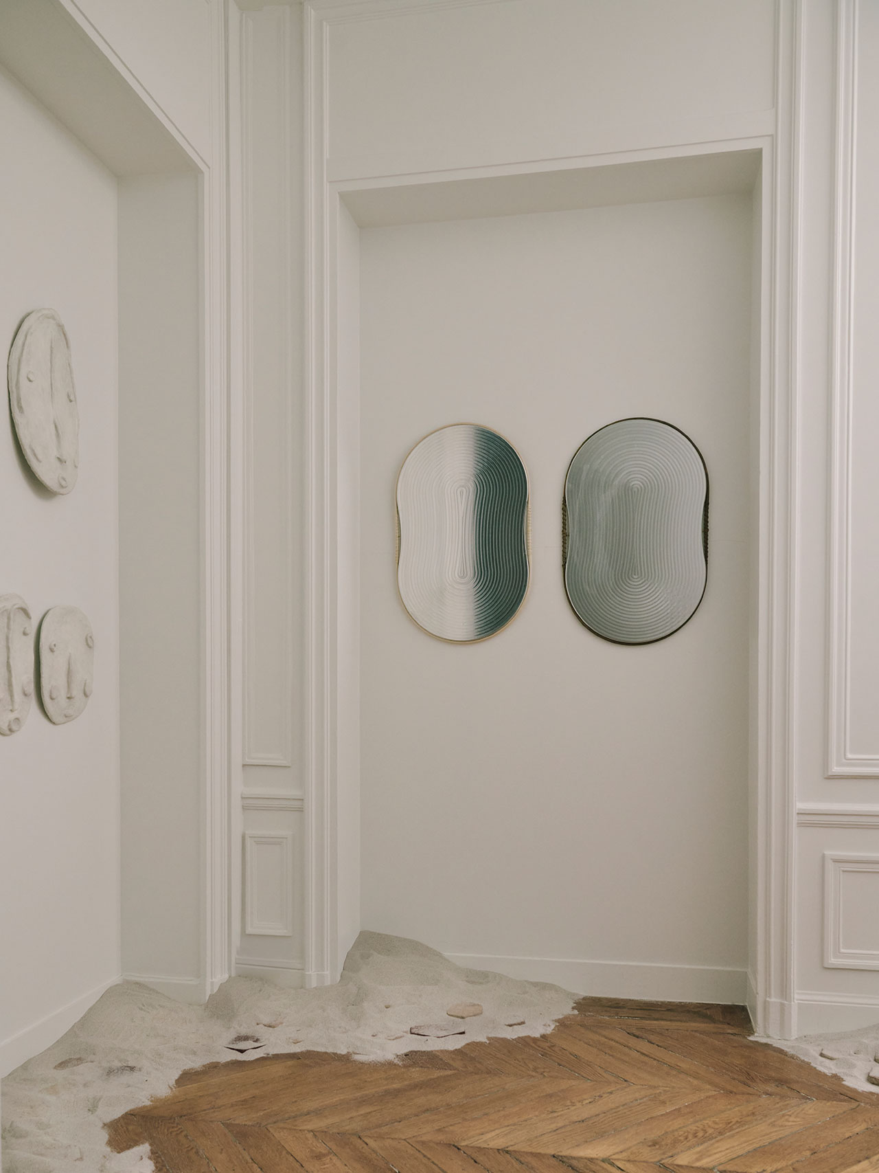 trien lam Cosmos and Matter paris