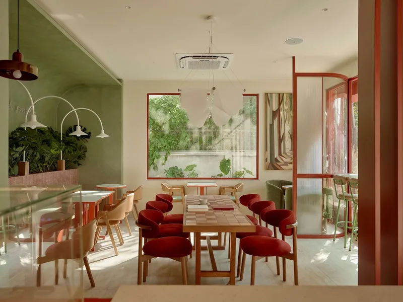 Quán cafe Ristreet - Sắc đỏ khơi nguồn năng lượng ngày mới - KaG Design