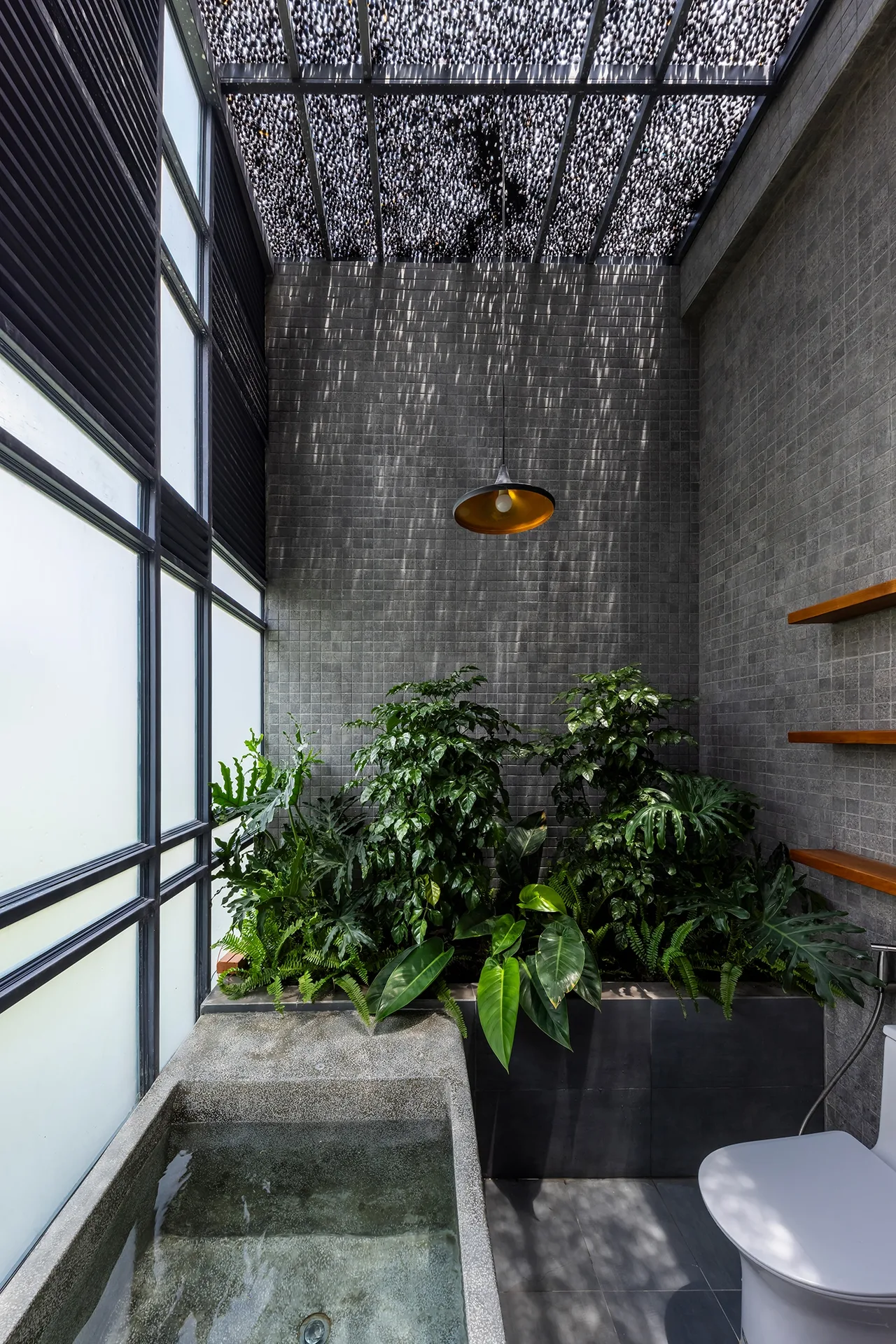 cong trinh nha o Nam House hien dai nhiet doi CTA | Creative Architects