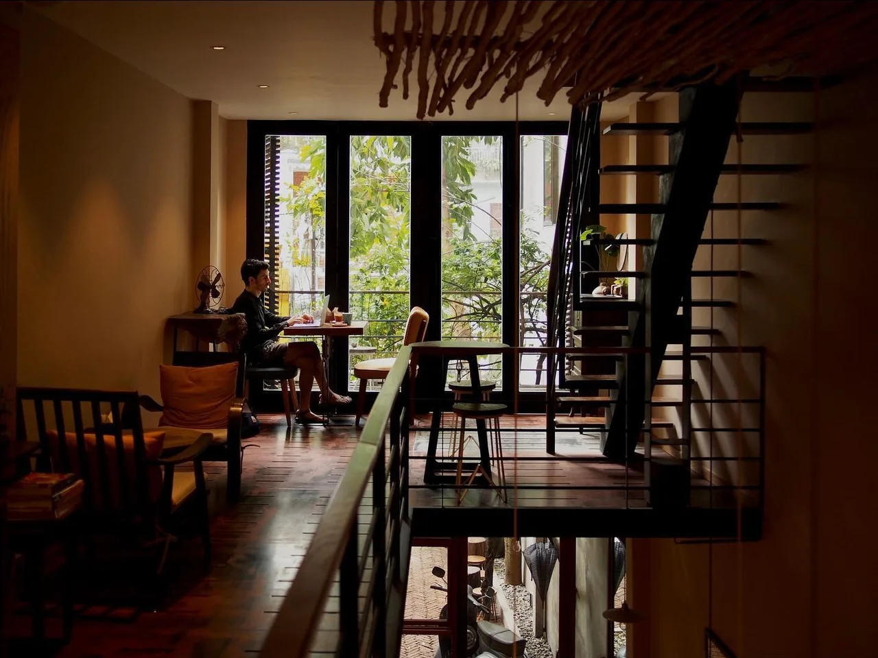 hidden gem sai gon Café Slow huynh tinh cua quan 3