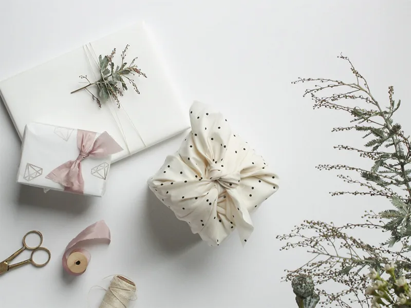 Furoshiki - Kỹ thuật gói quà không cần giấy bạn nên thử trong mùa lễ hội này