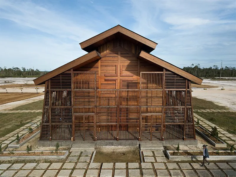 Nhà thờ Oikumene - Công trình dựng xây từ gỗ thải