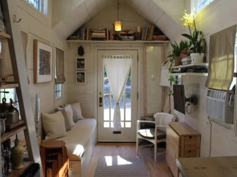 Tiny Hall House: Ngôi nhà nhỏ thanh lịch