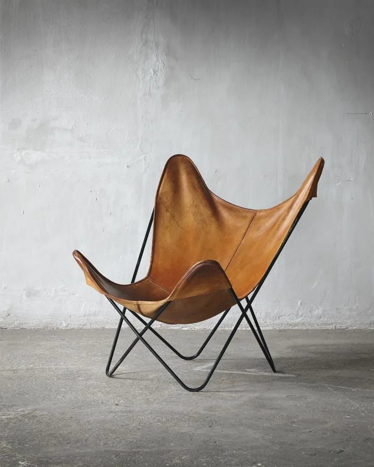 producer tee truong 102 production phong cach butterfly chair