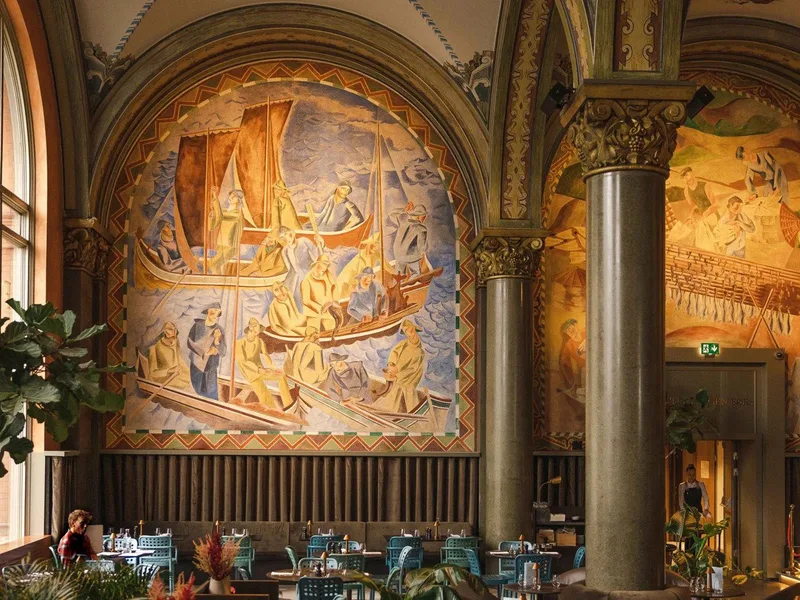 Phục chế di sản nghệ thuật tại nhà hàng Frescohallen