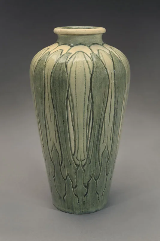 binh gom do co newcomb pottery